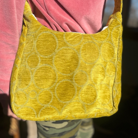 Bohemian Handmade Crossbody Bag - Picture 7 of 13